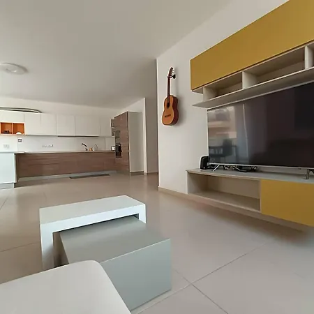 Cosy 2bed In Manikata By Homely * Mellieħa