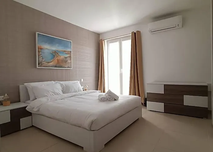 Cosy 2bed In Manikata By Homely *