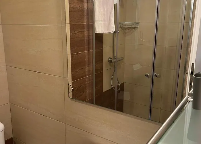 Cosy 2bed In Manikata By Homely *